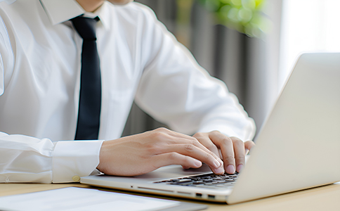 ?？诠咀再M用