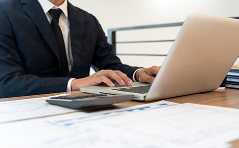 ?？诠咀?cè)代辦價(jià)格