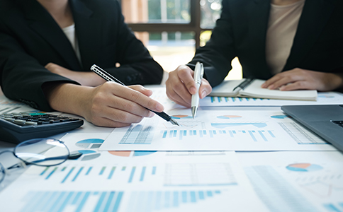 ?？诔霭嫖锝洜I許可證