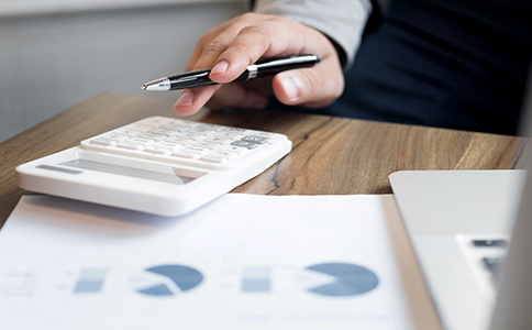 ?？谏暾埲肆Y源許可證資料