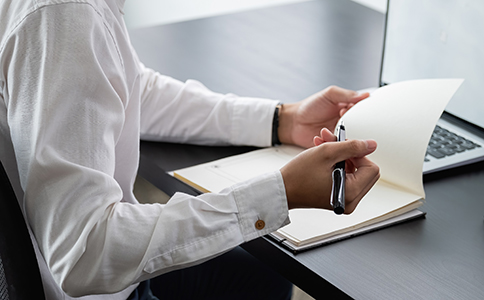 ?？谟邢薰咀猿绦虻幕静襟E