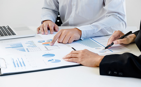 ?？诠ど套?cè)