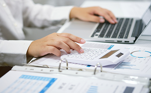 如何選擇靠譜的?？诖碛涃~公司