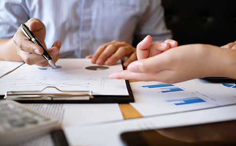 ?？谧N登報(bào)的流程