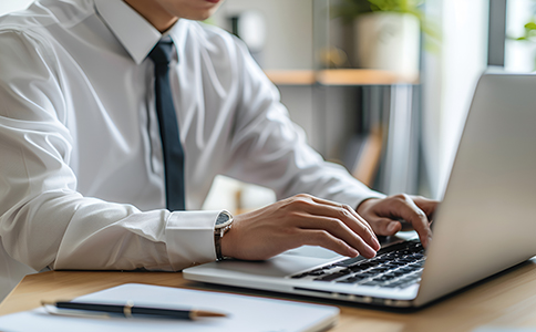 ?？陔娮由虅?wù)公司注冊流程