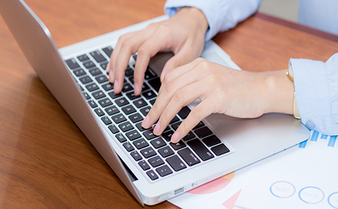 ?？诠こ坦咀猿Ｒ妴栴}