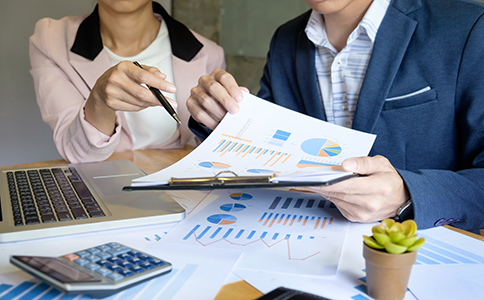 ?？谧?cè)醫(yī)療器械公司費(fèi)用