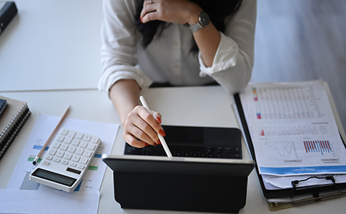 ?？讵?dú)資公司注冊的注意事項(xiàng)