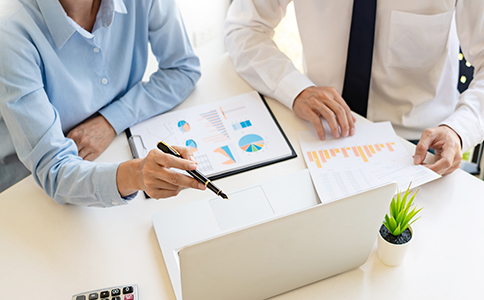 ?？谧兏再Y金