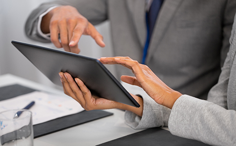 ?？谧怨臼掷m(xù)