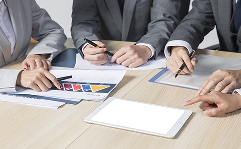 影響?？诖碛涃~報價的其他關鍵因素