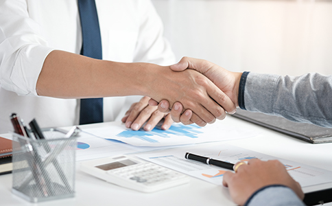 ?？谟邢薰咀再M用及政策優(yōu)勢