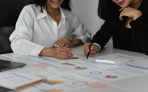 ?？谌肆Y源許可證所需材料清單