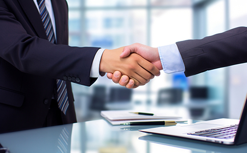 辦理?？诠咀?cè)所需材料