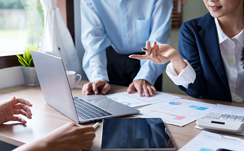 ?？诠靖鼡Q法人辦理成本構(gòu)成解析